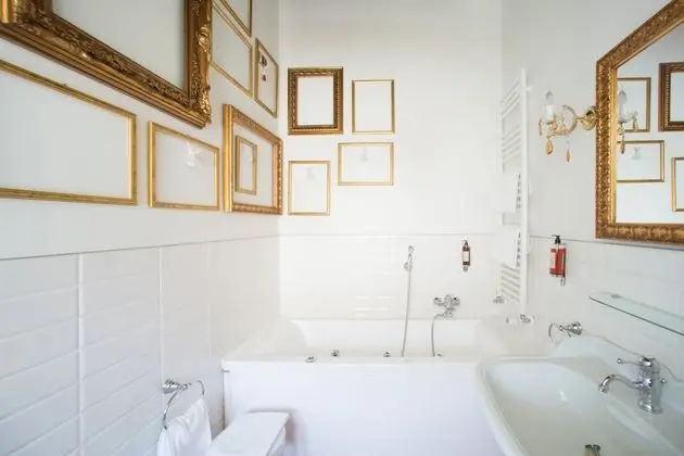 Deluxe Room with additional bed