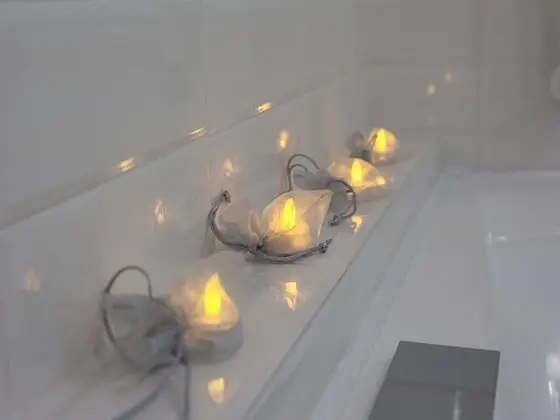 Superior Oda, Sıcak Su Küveti