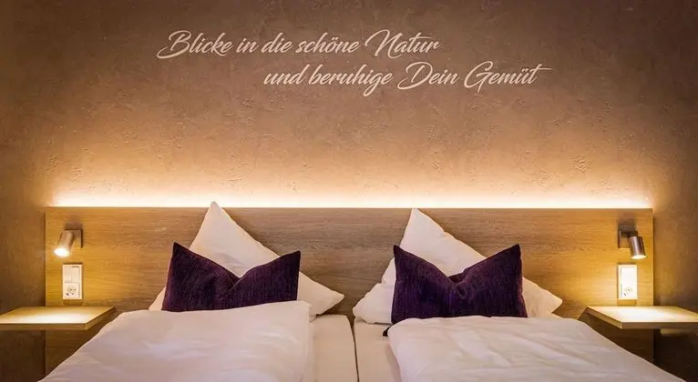 Tek Büyük Yataklı Oda, Balkon