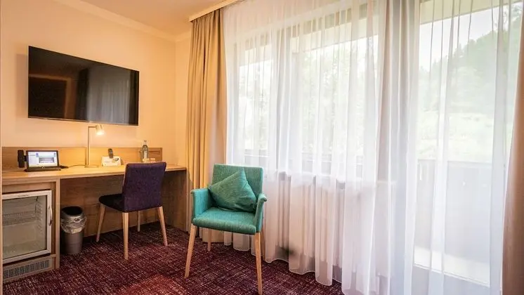 Tek Büyük Yataklı Oda, Balkon