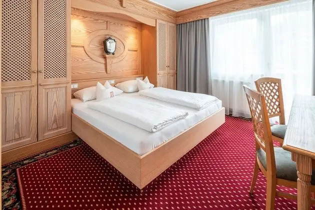 Standard Tek Büyük Yataklı Oda