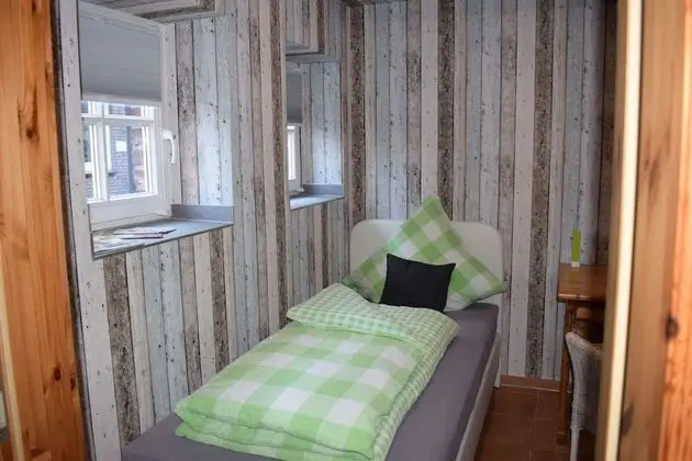 Economy İki Ayrı Yataklı Oda (TV)