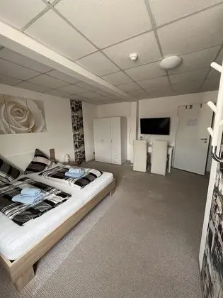 İki Ayrı Yataklı Oda, Banyolu/Duşlu