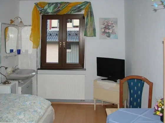 Tek Kişilik Oda, Ortak Banyo