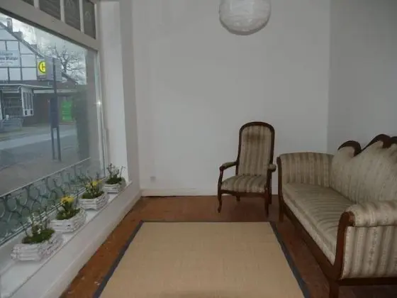 Daire, 6 Yatak Odası