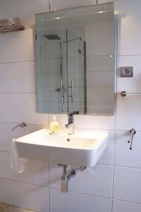 Deluxe Tek Büyük Yataklı Oda, Balkon