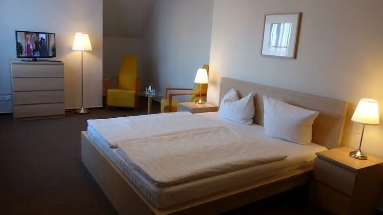 Comfort Tek Büyük Yataklı Oda