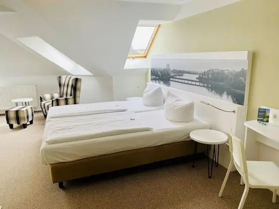 Comfort Tek Büyük Yataklı Oda
