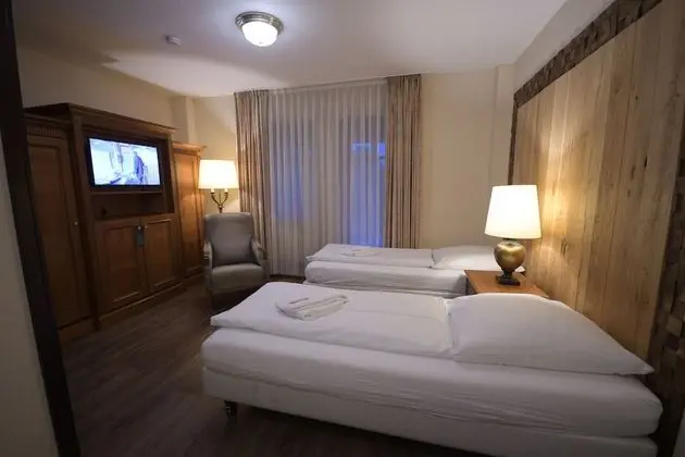 Basic İki Ayrı Yataklı Oda