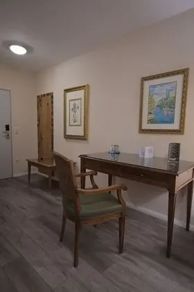 Basic Tek Büyük Yataklı Oda