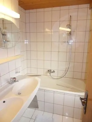 Tek Büyük Yataklı Oda, Balkon (Ahornspitze)