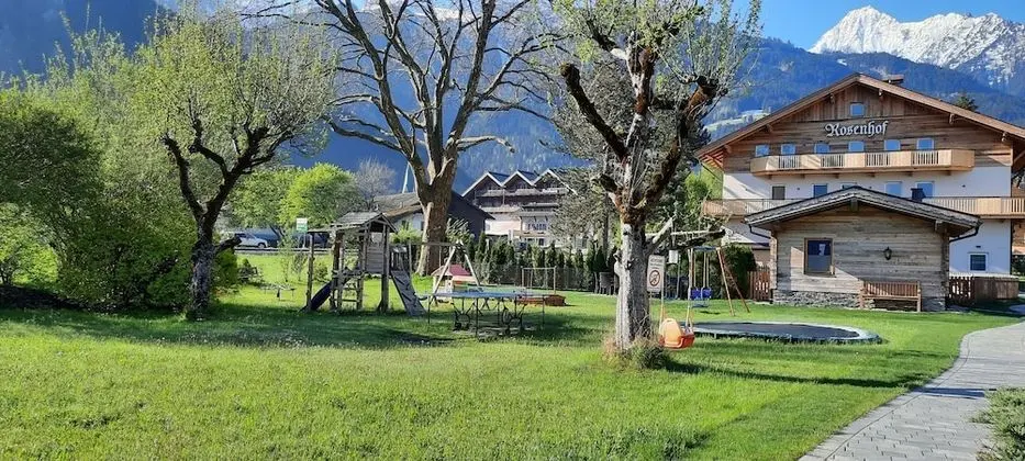 Tek Büyük Yataklı Oda, Balkon (Ahornspitze)