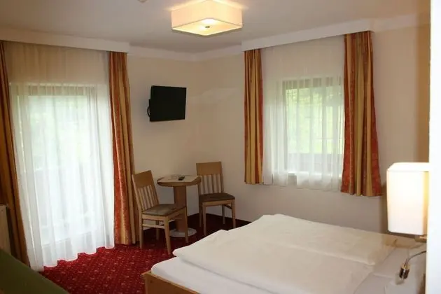 Üç Kişilik Oda, Balkon (Kolmspitze)