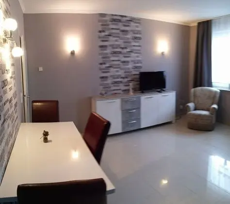 Apartment (Nizza, incl. cleaning fee 50 EUR)