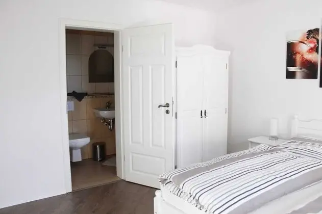 Tek Büyük veya İki Ayrı Yataklı Oda, Özel Banyo