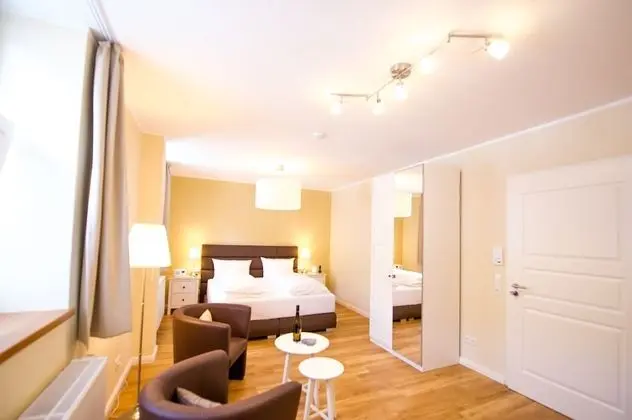 Premium Süit, Özel Banyo, Üzüm Asması Manzaralı (Ap 4 - Klosterberg)