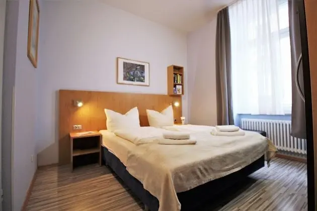 Tek Büyük veya İki Ayrı Yataklı Oda