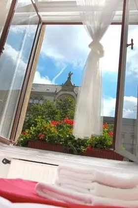 Family Oda, Küçük Mutfak