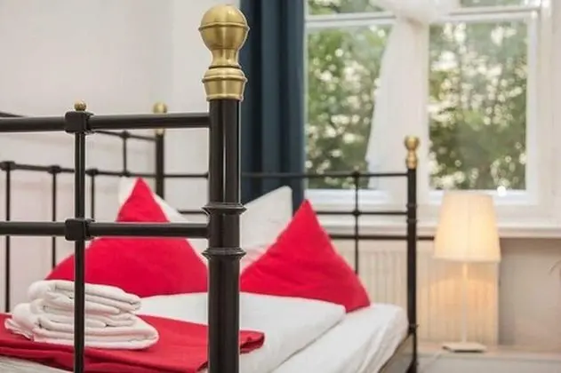 Tek Kişilik Oda, 1 Tek Kişilik Yatak