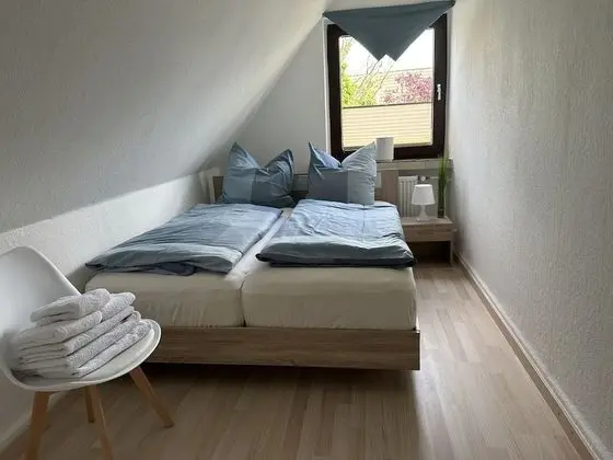 Family Üç Kişilik Oda, Özel Banyo, Bahçe Manzaralı (Hinterhaus Wohnung 4)