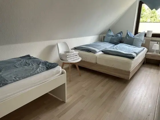 Family Üç Kişilik Oda, Özel Banyo, Bahçe Manzaralı (Hinterhaus Wohnung 4)