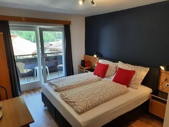 Comfort Tek Büyük Yataklı Oda, Balkon, Dağ Manzaralı