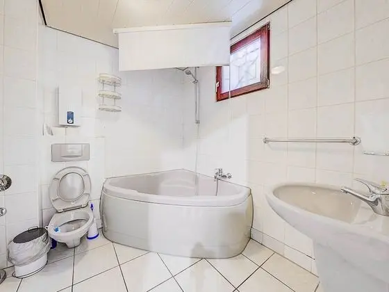 Apart Daire, Özel Banyo, Bahçe Manzaralı