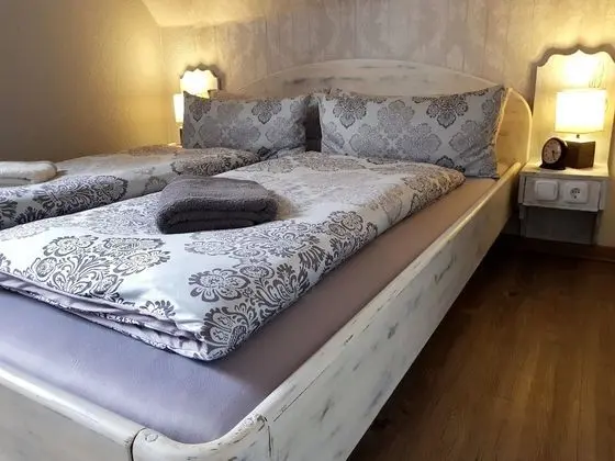 Oda (small double room)
