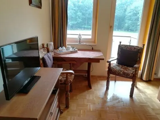 Tek Büyük Yataklı Oda, Balkon