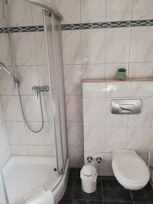 Tek Büyük Yataklı Oda, Balkon