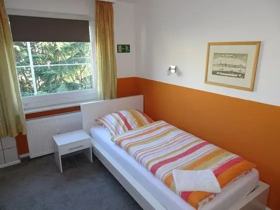 Tek Kişilik Oda, Ortak Banyo