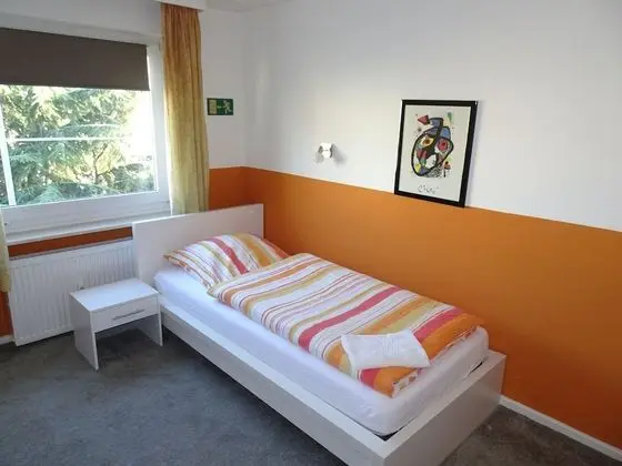 Tek Kişilik Oda, Ortak Banyo