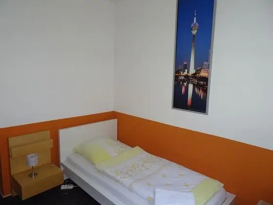 Tek Kişilik Oda, Ortak Banyo