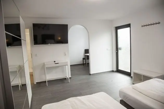 Comfort Tek Büyük Yataklı Oda