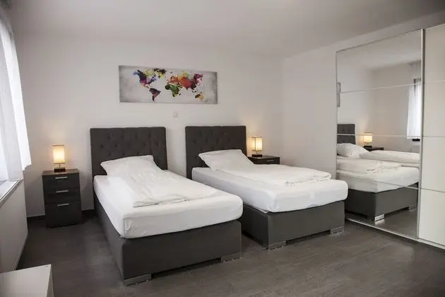 Comfort Tek Büyük Yataklı Oda