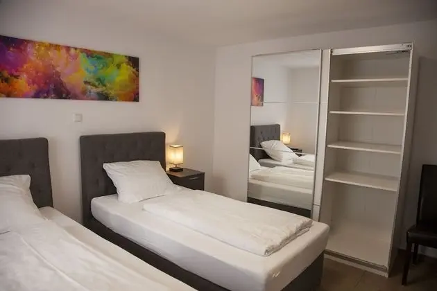 Comfort Tek Büyük Yataklı Oda