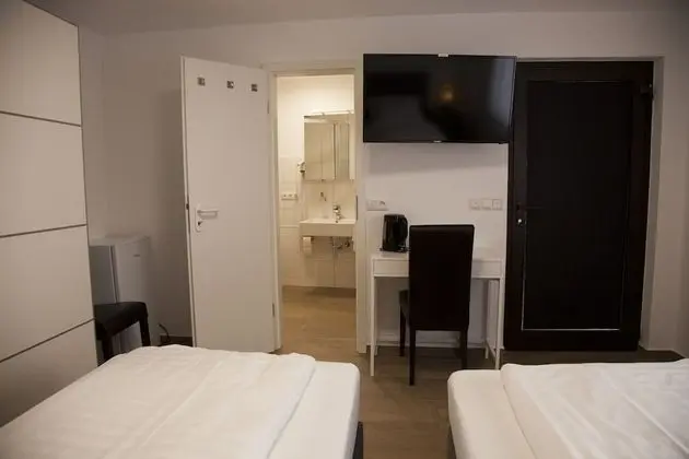 Comfort Tek Büyük Yataklı Oda