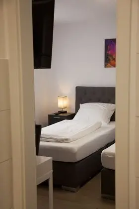 Comfort Tek Büyük Yataklı Oda