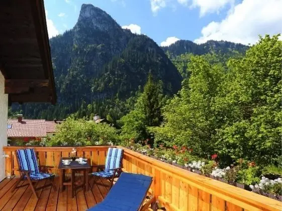 Deluxe Tek Büyük Yataklı Oda ("Bella Vista" )