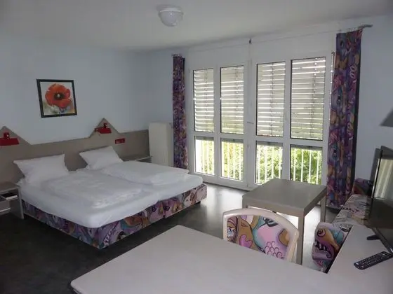 Tek Büyük veya İki Ayrı Yataklı Oda