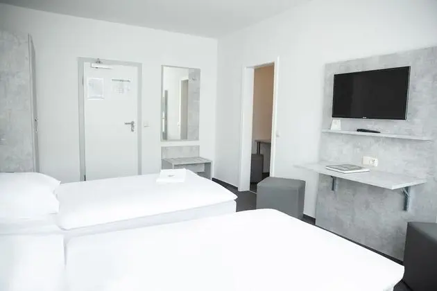Comfort İki Ayrı Yataklı Oda, Ortak Banyo