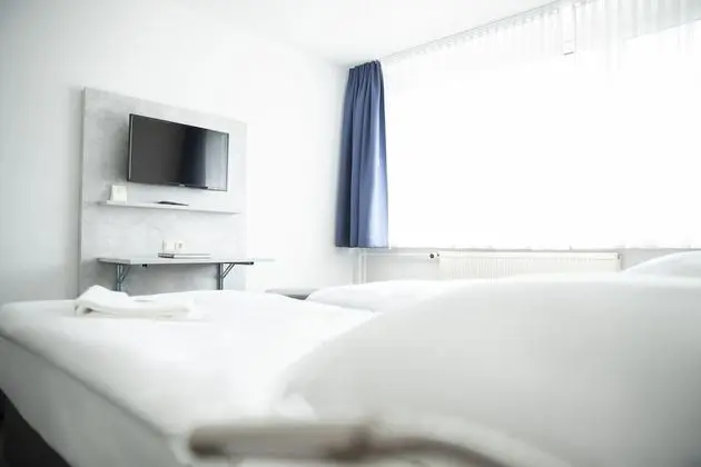 Comfort İki Ayrı Yataklı Oda, Ortak Banyo