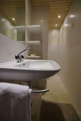 Tek Büyük Yataklı Oda, Balkon