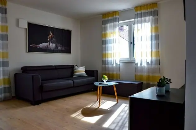 Apart Daire, 2 Yatak Odası (Guenz)