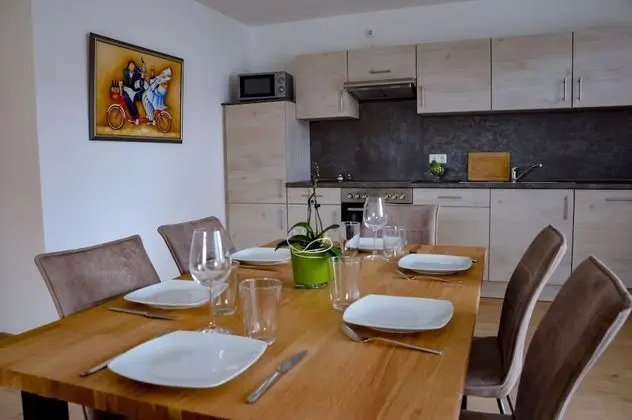 Apart Daire, 2 Yatak Odası (Guenz)