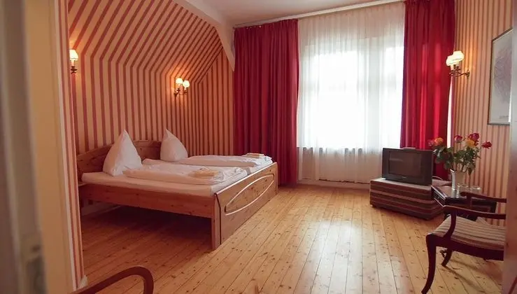 Tek Büyük Yataklı Oda, 1 En Büyük (King) Boy Yatak, Sigara İçilmez