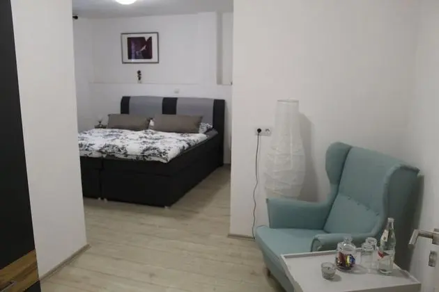 Comfort Oda (1 - Shared Kitchen and Lounge)