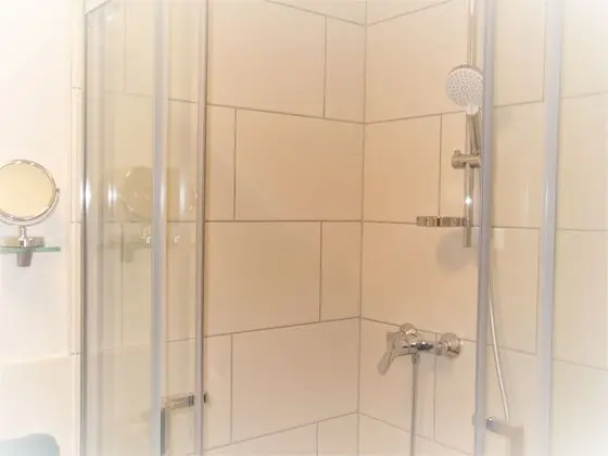 Comfort Oda (1 - Shared Kitchen and Lounge)