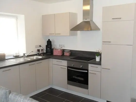 Comfort Oda (2 - Shared Kitchen and Lounge)