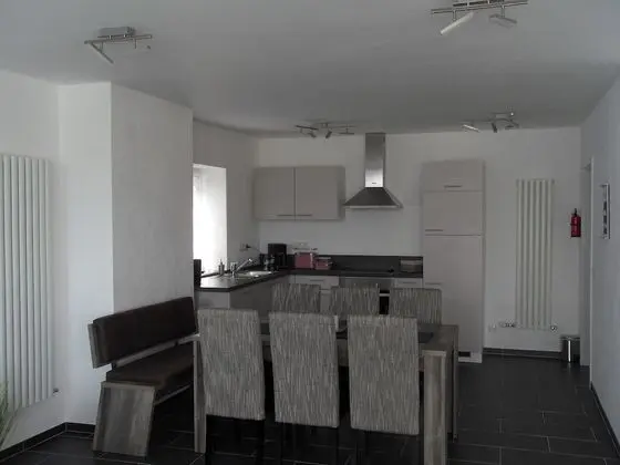 Comfort Oda (2 - Shared Kitchen and Lounge)